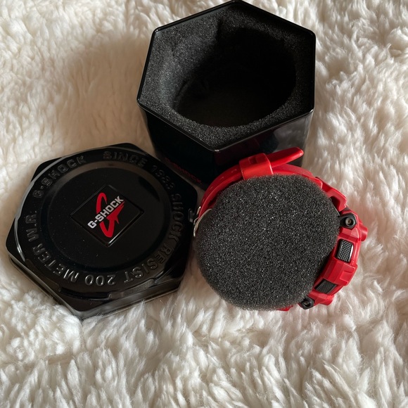 Men’s G-Shock watch - Picture 3 of 4